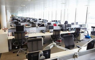 抱怨引發(fā)后來者居上 公司采購的新嘗試與軟件輔助設備研發(fā)的轉型之道